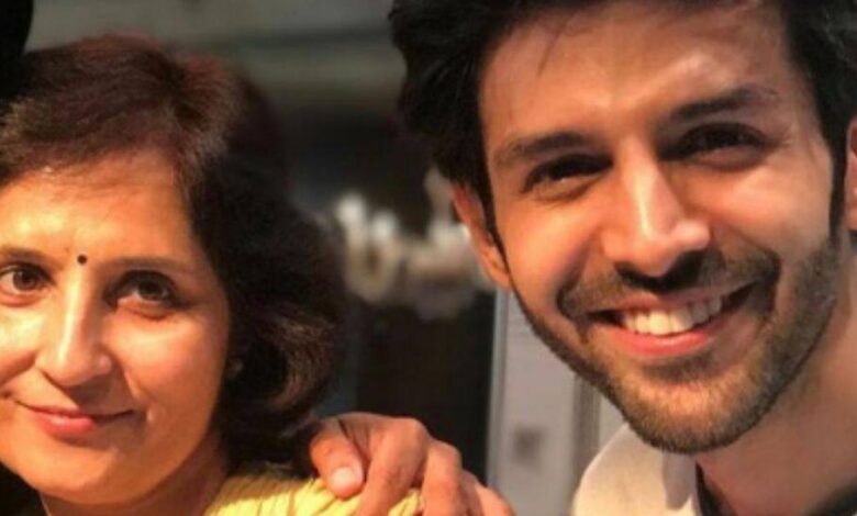 Kartik Aaryan Pens Emotional Note On Mother's Cancer Diagnosis, Calls Her 'Fierce Warrior' |  People News