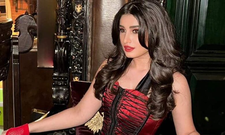 Raveena Tandon's Gorgeous Daughter Rasha Sets The Stage On Fire With Her Singing Video