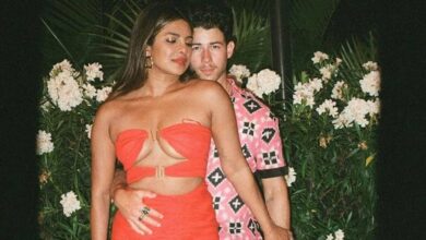 Photo of Priyanka Chopra Joins Jonas Brothers For A Holiday Film – Deets Inside | Movies News